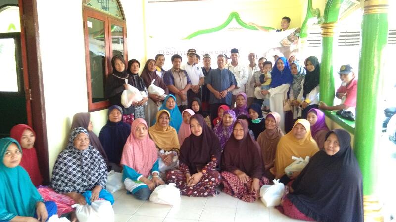 DPD ASLI Riau Gelar Bakti Sosial di Simpang Tiga 