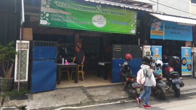 Di Kedai Prasmanan Ini, Bagi Hafiz Quran Gratis Makan Seumur Hidup