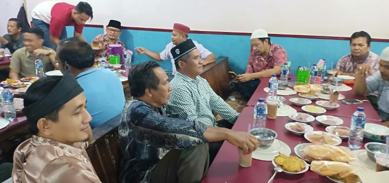 Awak Media Center Buka Bersama Ketua PN Rohil 