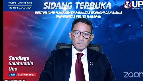 Pertahankan Disertasi soal BUMN, Sandiaga Uno Raih Gelar Doktor Manajemen