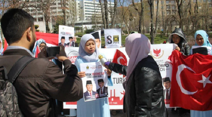 Riuh! Emak-emak Milenial di Turki Deklarasi Dukung Prabowo Sandi