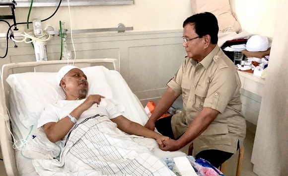 Ustad Arifin Ilham Akhirnya Dilarikan ke Rumah Sakit di Malaysia, Yayasan Azzikra Mohon Didoakan