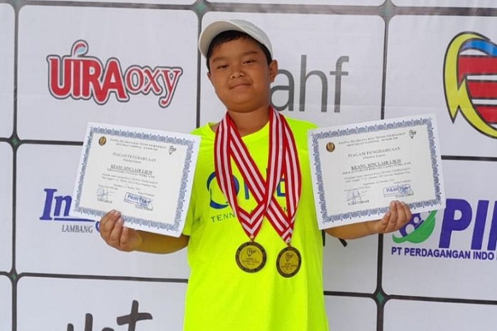 Keanu Sinclair Liem Juara 1 Tunggal Putra KU 14 Kejurnas Riau Tenis Tournament 2023