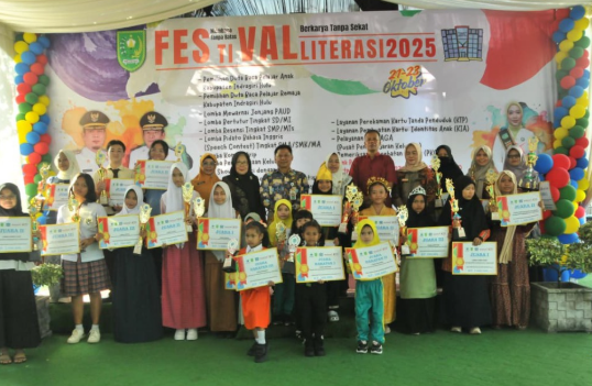 Festival Literasi Inhu 2025 Resmi Ditutup, Dorong Semangat Membaca dan Berkarya di Kalangan Pelajar