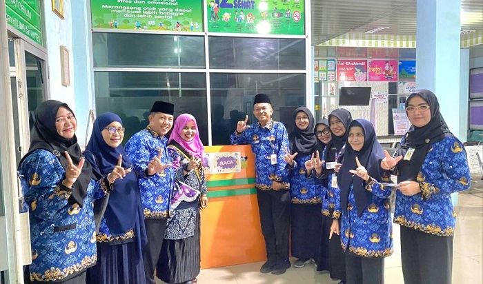 Dispersip Dumai Sosialisasikan Aplikasi iDumai dan Tinjau Perpustakaan Penerima Hibah Perpusnas