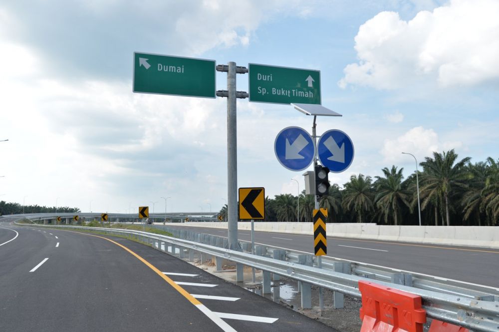 Tol Permai Rawan Kecelakaan, PT HK Pasang Marka Kejut dan Warning Light, Ini Fungsinya