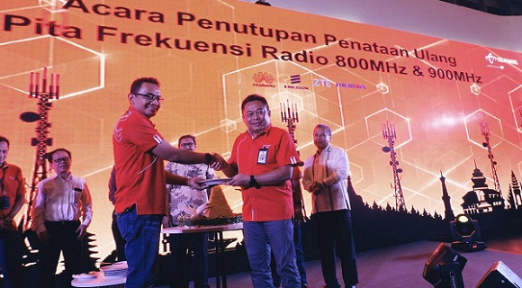 Telkomsel Rampungkan Penataan Ulang Pita Frekuensi 800 MHz dan 900 MHz