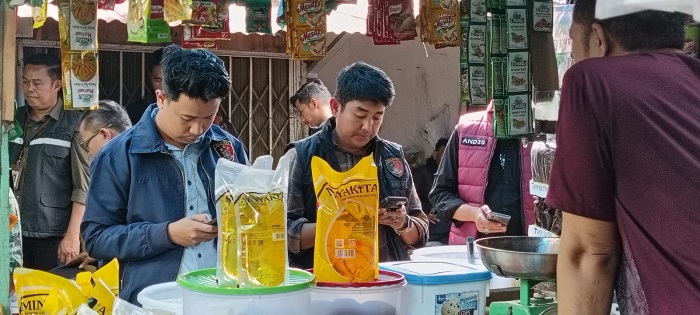 Di Pasar Sail, Harga Minyak Turun, Telur Ayam Stabil
