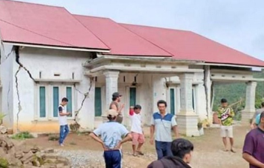 NEWS UPDATE: Gempa di Solok Selatan Sebabkan  343 Rumah Rusak Parah