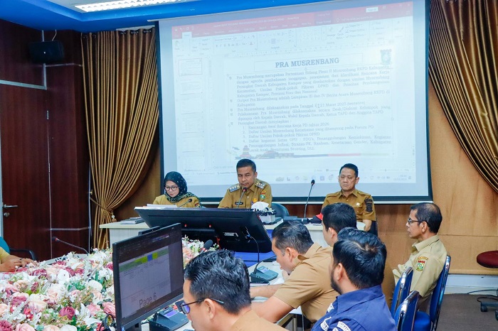 Bupati Kampar Pimpin Langsung Rapat Pra Musrenbang RKPD 2026