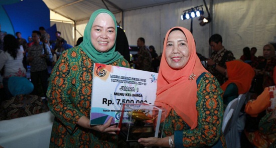Kuliner Ikan Pelalawan Juara I Lomba Tingkat Nasional 