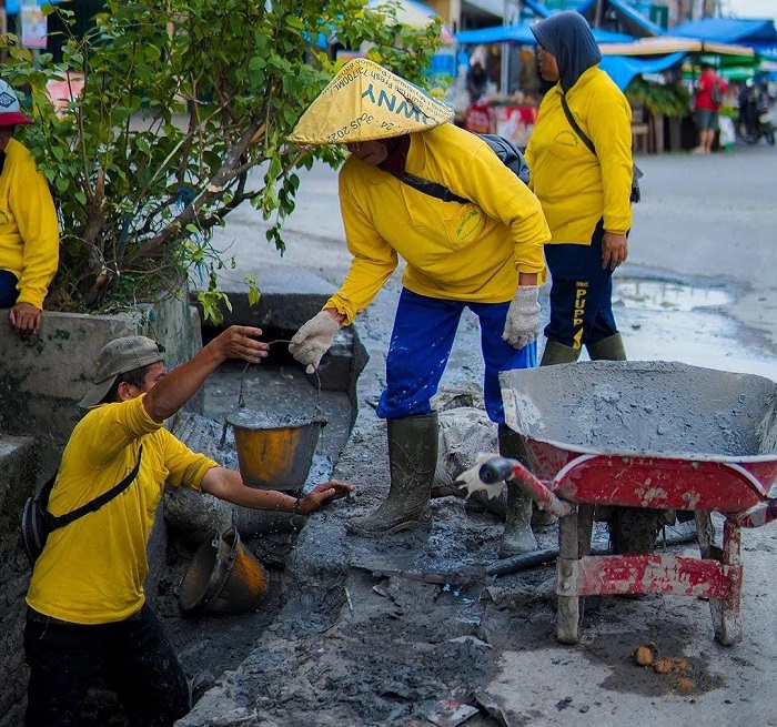 Pj Wali Kota Pekanbaru Imbau Warga Bersihkan Parit