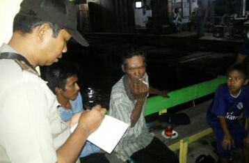 Nyameng Nyaris Tewas Saat Sampannya Terbelah Dua Ditabrak Pompong di Sungai Kuala Enok