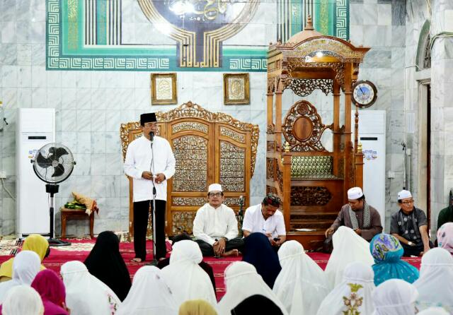 Kegiatan Pesantren Kilat di Hari Libur Minim Pejabat, Wardan Kecewa