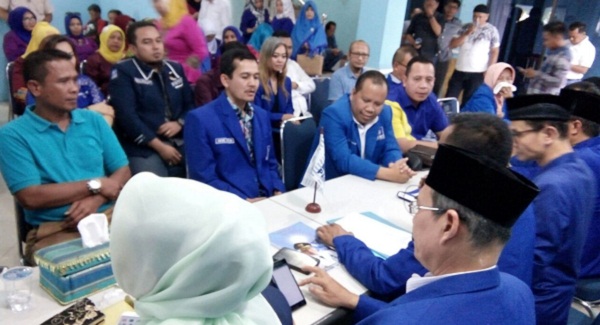 Hari Terakhir, Kantor PAN Riau Diserbu Sejumlah Bakal Calon Gubernur dan Wakil Gubernur Riau
