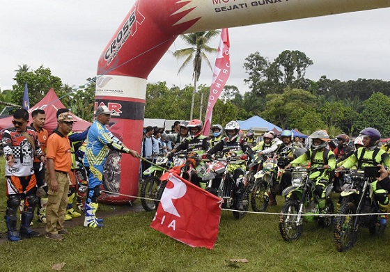 Pjs Bupati Inhil Lepas Peserta Trabas 86 Trail Adventure