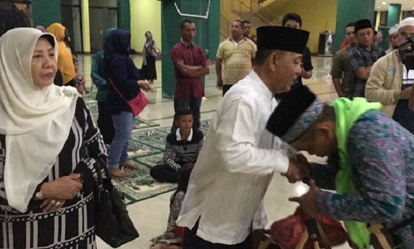Lepas JCH, HM Harris Minta Doakan untuk Memimpin Riau Lewat Pilgubri