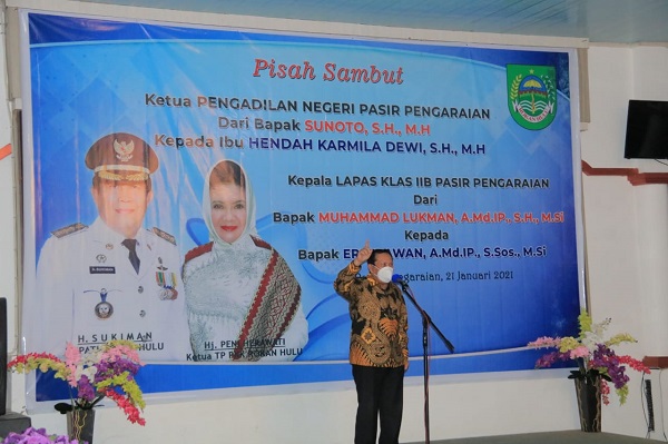 Kenang Mantan Ketua PN dan Kalapas Pasir Pengaraian sebagai Sosok Sederhana, Bupati H. Sukiman : Terima Kasih Pengabdiannya di Negeri Seribu Suluk