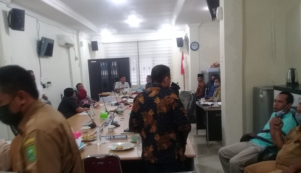 Manajemen PT Alam Sari Tak Hadir Hearing, Komisi II DPRD Inhu Kembali Undang Minggu Depan