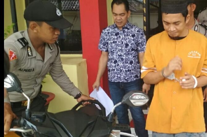 Dorrr.. Pencuri Motor Agnes Monica Terkapar Ditembak Polisi, Ini Orangnya