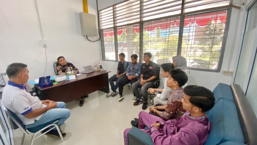 Diskominfo Kampar Lepas Mahasiswa Magang Universitas Islam Negeri Sultan Syarif Kasim Tahun 2025