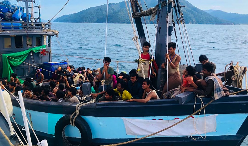Menyayat Hati! Ditolak Malaysia dan Thailand, 60 Warga Rohingya Tewas di Kapal, Mayatnya Dibuang ke Laut