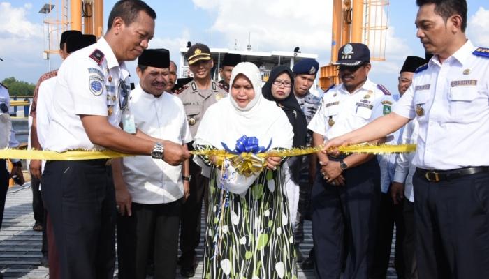 Tiga Tahun Dibangun, Roro Air Putih Sungai Selari Diresmikan Bupati