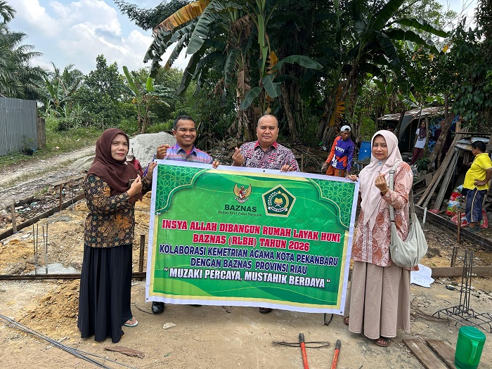 PZW Kemenag Pekanbaru Tinjau Pembangunan Rumah Layak Huni di Jalan Budi Luhur