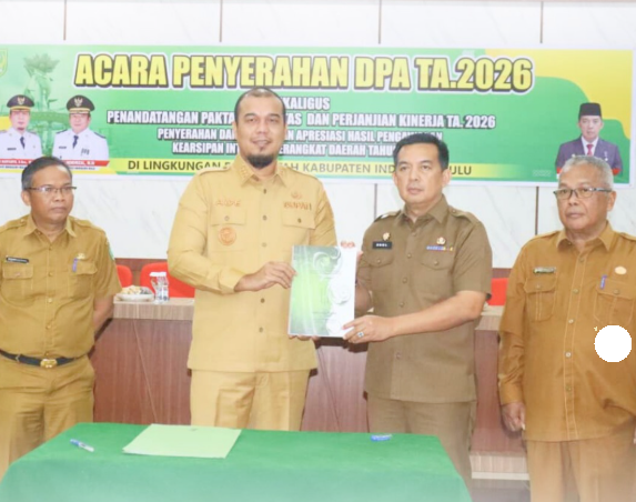 Serahkan DPA, Bupati Inhu Minta Disiplin Anggaran dan Tunda Kontrak Fisik