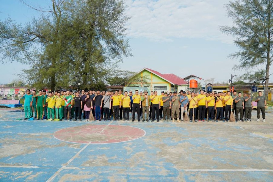 Polres Dumai Bersama TNI dan Pemko Gelar Aksi Bersih Lingkungan di TBG