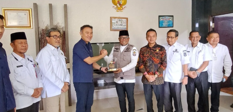 Bupati Pelalawan Terima Kunjungan SKK Migas dan EMP Energi