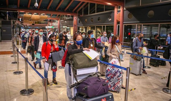 Gugus Tugas Covid-19 Soroti Kepadatan  Penerbangan Pukul 6 Pagi di Bandara Soetta