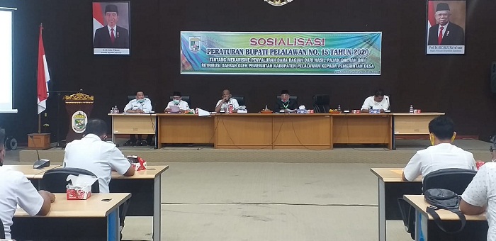 Ikut Sosialisasi Perbup No 15 Tahun 2020, Bupati HM Harris: Kades Jangan Kaku Alokasikan anggaran Pembangunan Desa