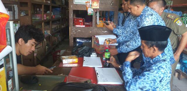 Tim Gabungan Pemkab Pelalawan Sidak Pasar Baru dan Pangkalan Elpiji