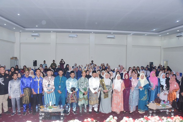 Bupati Kasmarni Sambut Baik, Seminar Dorong Peran Perempuan Jadi Pemimpin