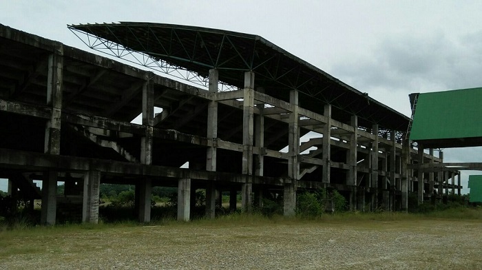 MUBAZIR...Dibangun dengan Dana Miliaran Rupiah, Stadion Duri Ini Terbengkalai