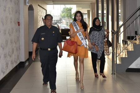 Turun ke Duri, Pejabat Bupati Bengkalis Bertemu Putri Indonesia Riau dan Buka Turnamen Catur