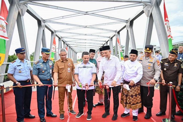 Jembatan Duplikat Sungai Masjid Diresmikan, H.Paisal: Terima Kasih Pak Gubernur...
