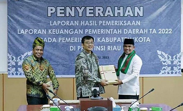 HEBAT! Pemkab Pelalawan Raih Opini WTP Ke-11 Dari BPK