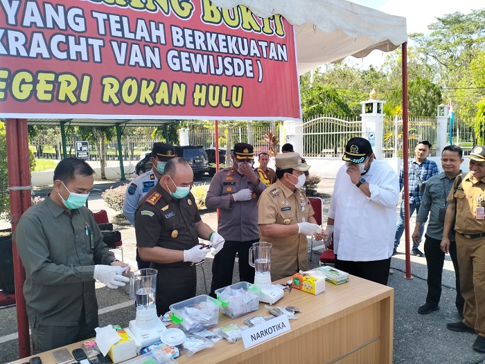 Barang Bukti 147 Perkara di Kejari Rohul Dimusnahkan