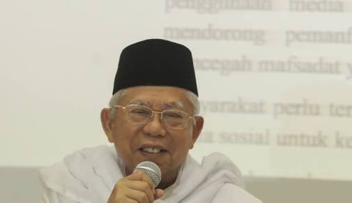 Tak Mau Pakai Celana, Ma'ruf Amin Tetap Pakai Sarung di Debat Capres - Cawapres Malam Ini