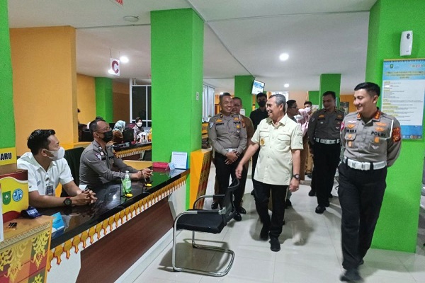 Antusias Masyarakat Bayar Pajak Kendaraan di Pekanbaru Naik 74 Persen