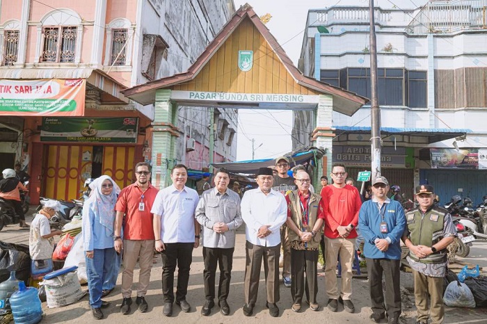Anggota DPR RI  dan Pemkot Sidak Distribusi Minyakita di Dumai