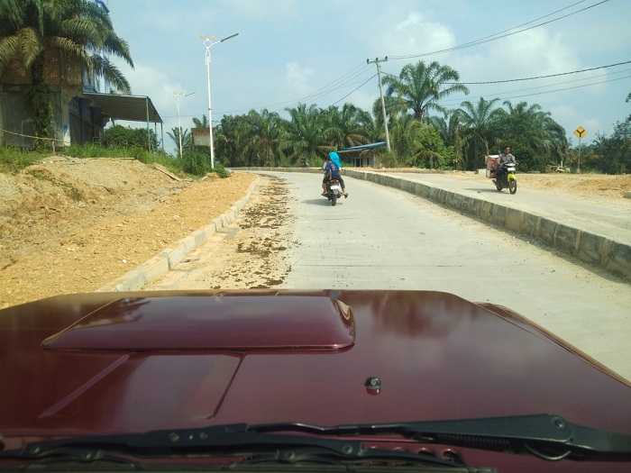 Akhirnya Rigit Beton Depan Kantor Camat Tambusai-Rohul Selesai Dikerjakan