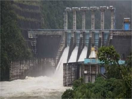 Tiga Pintu Waduk PLTA Koto Panjang Dibuka, Permukaan Sungai Kampar Naik