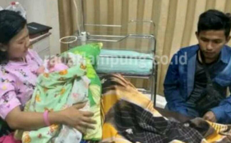 Lahir Saat  Tsunami  Selat Sunda, Bayi Cantik Ini Diberi Nama Tsunamiwati