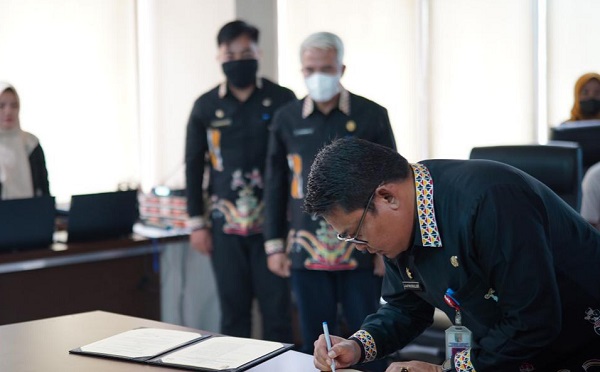 Bapenda Kuansing Jalin MOU Dengan Kajari Guna Optimalkan Pendapatan Daerah