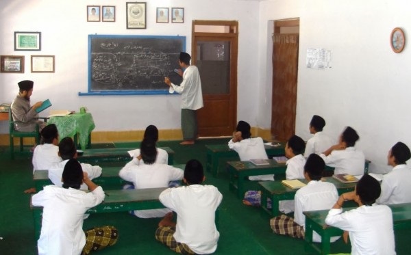 Hari Ini, Kementerian Agama Cairkan BOS Bagi Madrasah Swasta,  Jumlahnya Rp3,6 Triliun...