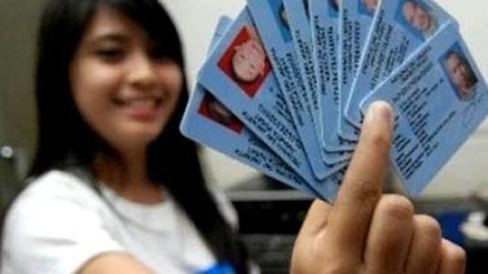 JANGAN LUPA...31 September 2016 Wajib Punya E- KTP, Atau Anda Terkena Sanksi Ini...