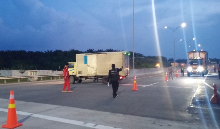 Pengelola Tol Pekanbaru- Dumai Halau Mobil Box dan Truk ODOL, Ini Penyebabnya...